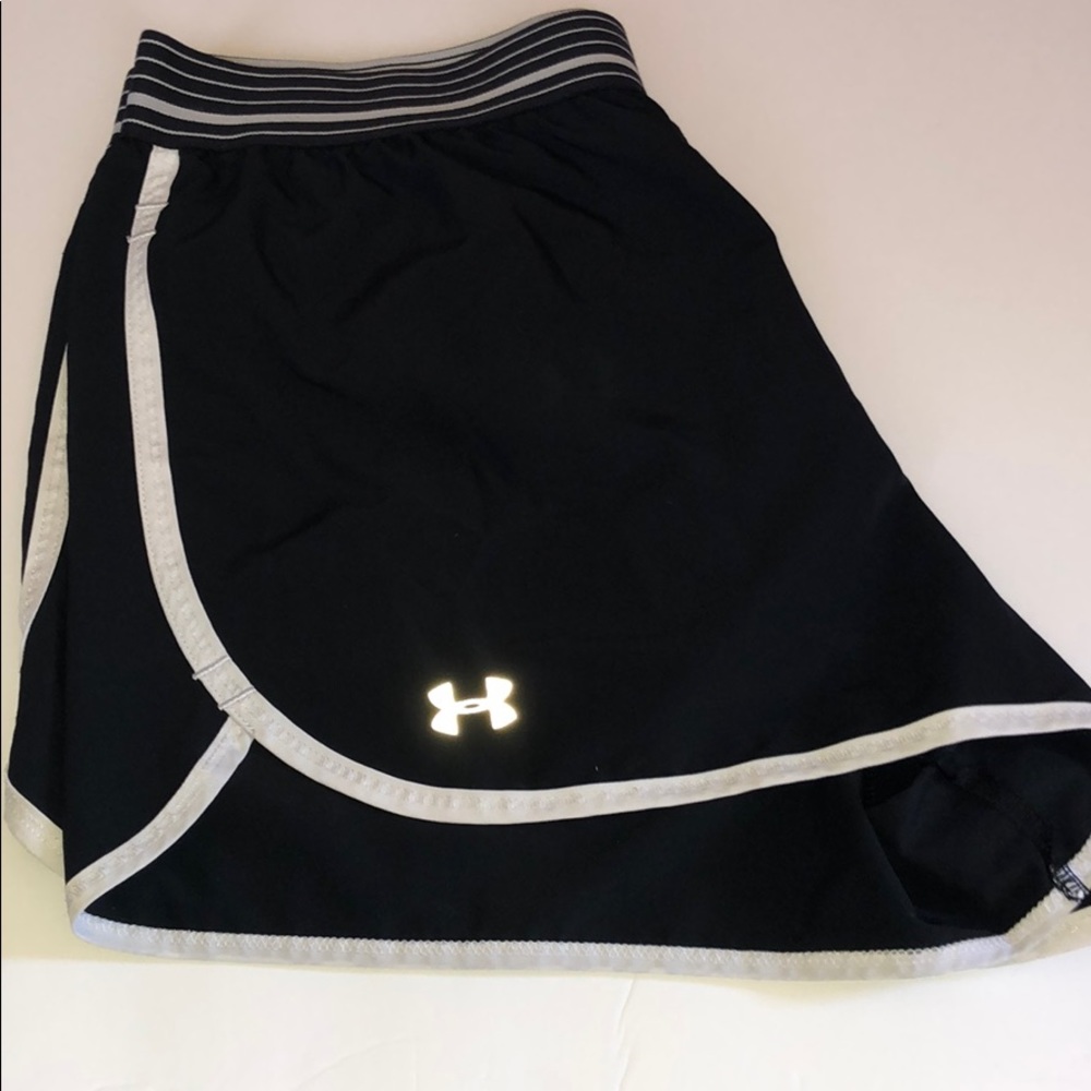Under armour gym shorts.